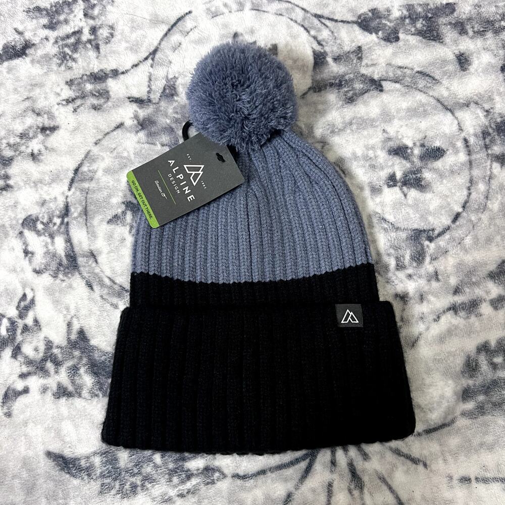 Alpine Beanie W/ Pom OS